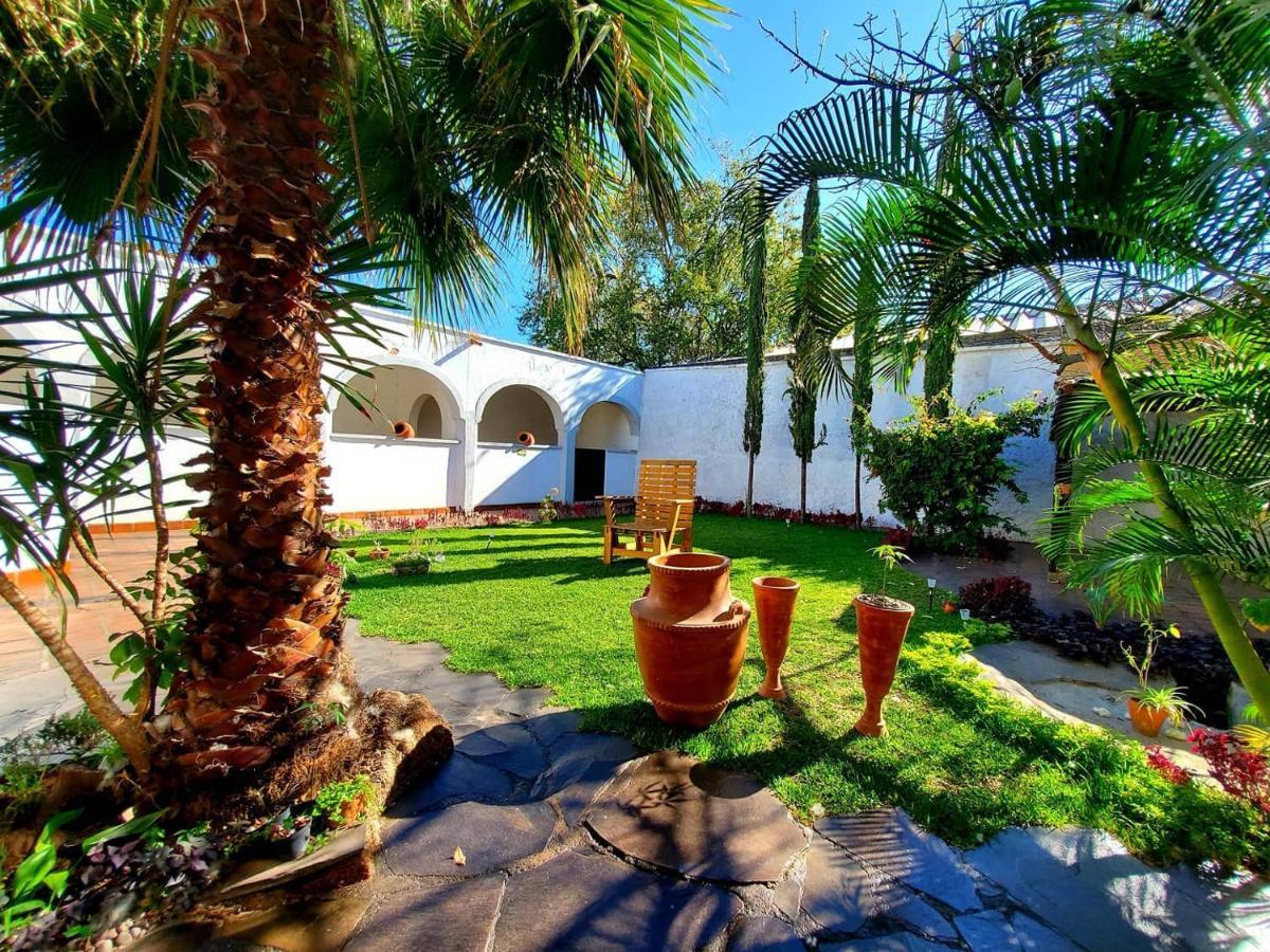Tlaquepaque Pueblito Hotel Exterior foto